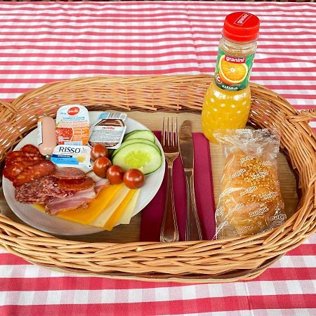 Tordas Western House Bed and Breakfast Buitenkant foto
